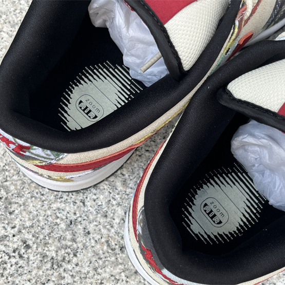 Nike SB Dunk Low Sneaker   308270-111 - DopestKickz