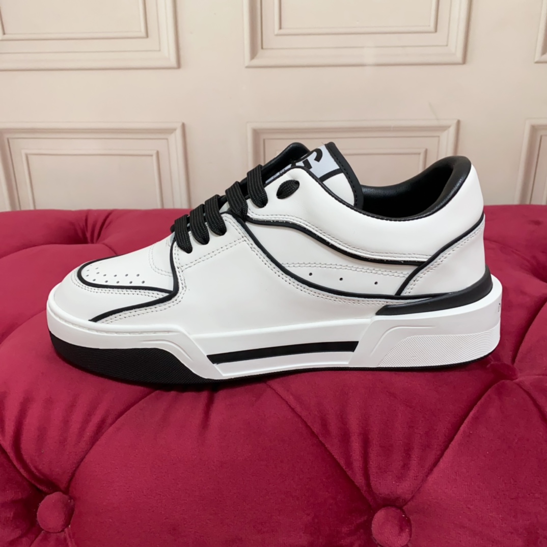 Dolce & Gabbana New Roma Sneakers - DopestKickz