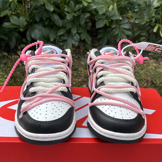 Nike Dunk Low Sneaker      FD4623-157 - DopestKickz