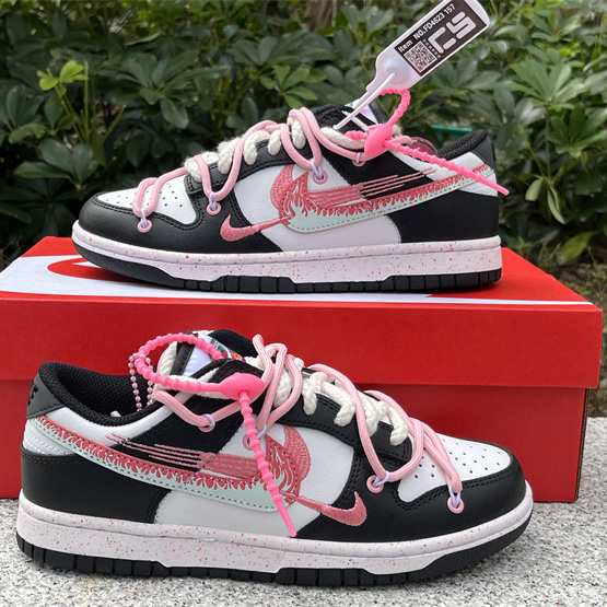 Nike Dunk Low Sneaker      FD4623-157 - DopestKickz