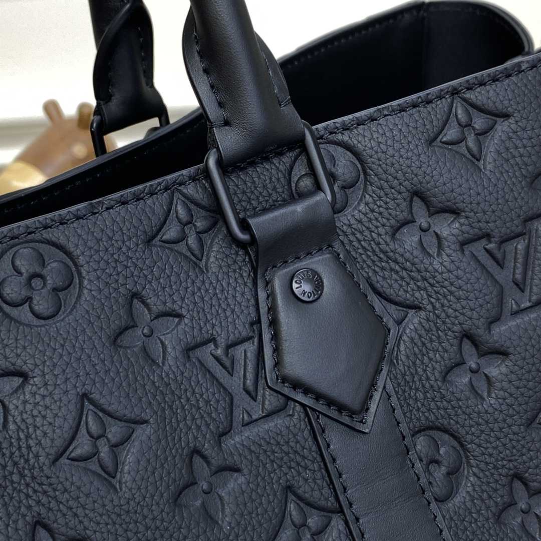 Louis Vuitton Sac Plat 24H  (44-33-18CM)   M21865 - DopestKickz