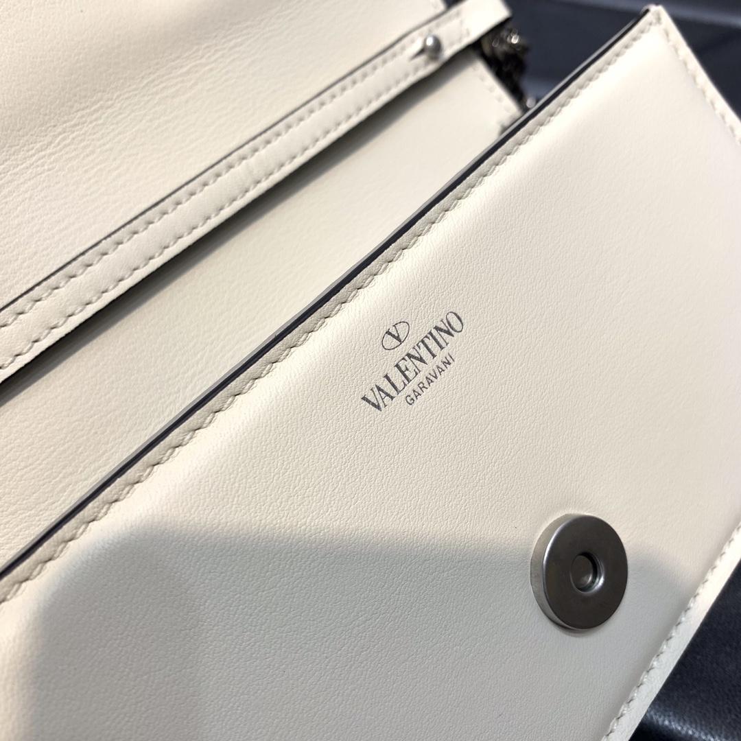 Valenti Locò Small Shoulder Bag With Jewel Logo - DopestKickz
