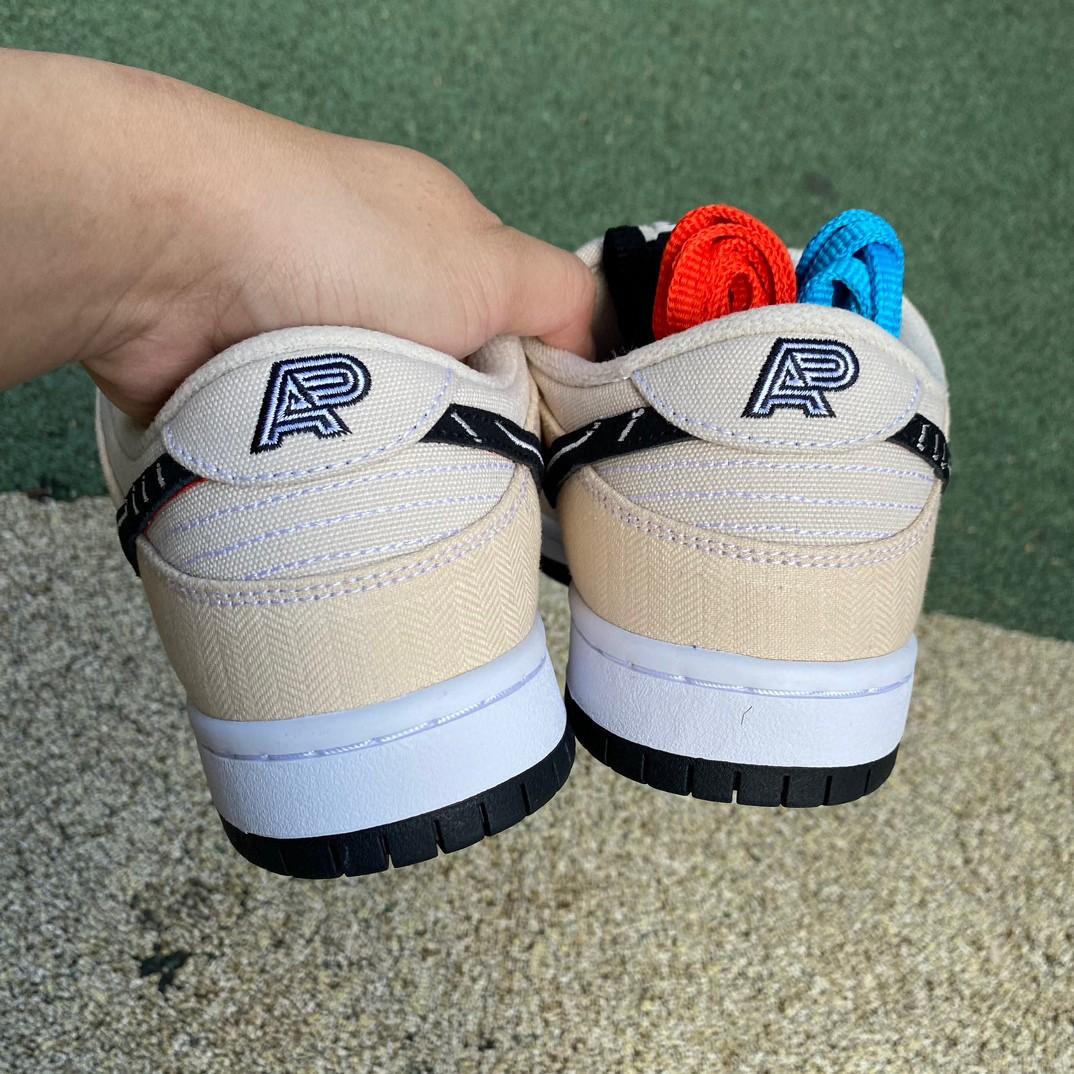 Albino & Preto x Nike Dunk SB Low Sneakers       FD2627-200 - DopestKickz