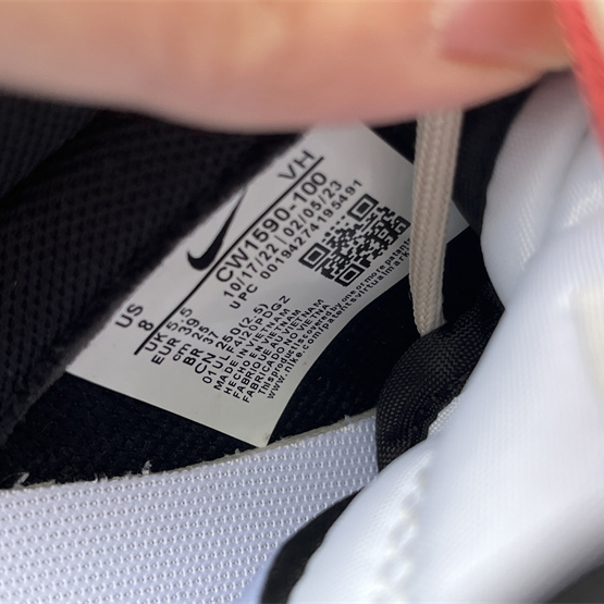 Nike Dunk Low Sneaker            CW1590-100 - DopestKickz