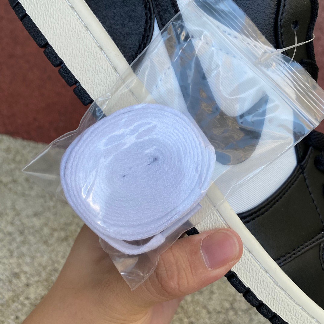 Air Jordan 1 Low WMNS “Vintage Panda” Sneaker     FB9893-101 - DopestKickz