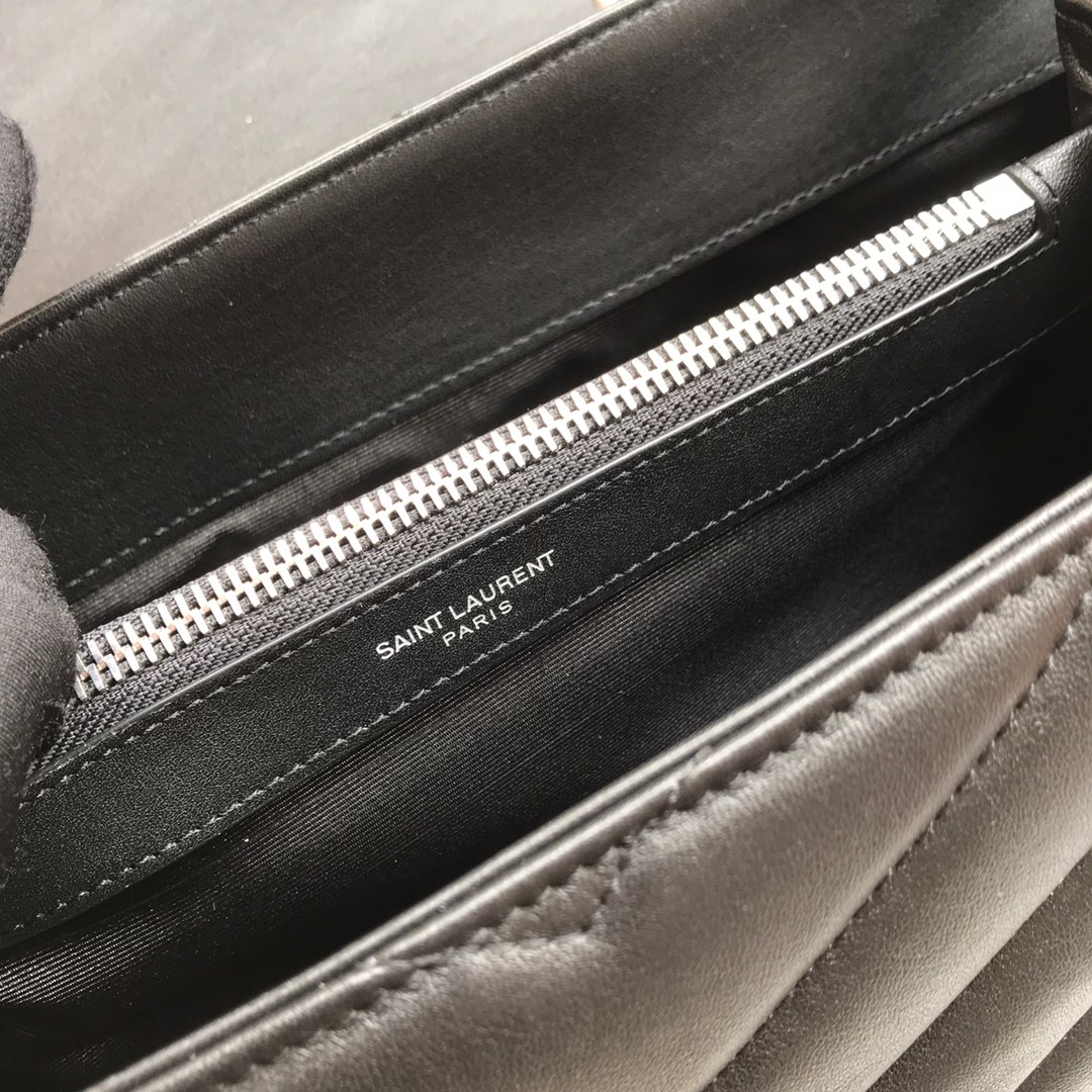 Saint Laurent Loulou Medium Chain Shoulder Bag  (32x22x11cm) - DopestKickz