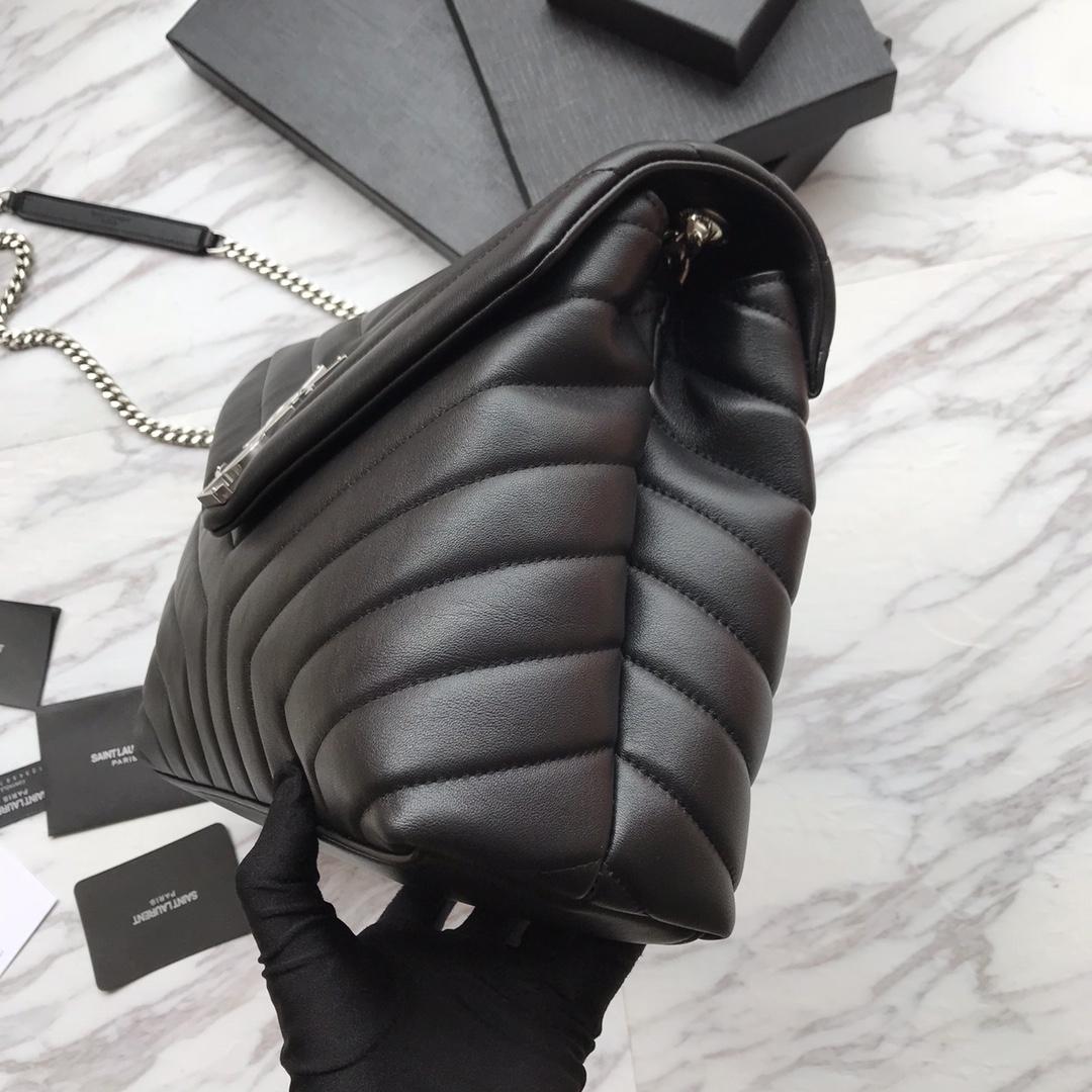 Saint Laurent Loulou Medium Chain Shoulder Bag  (32x22x11cm) - DopestKickz