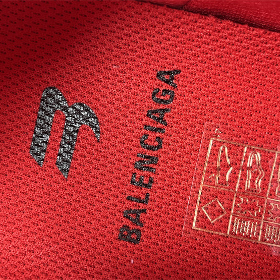 Balenciaga Bouncer Sneaker - DopestKickz