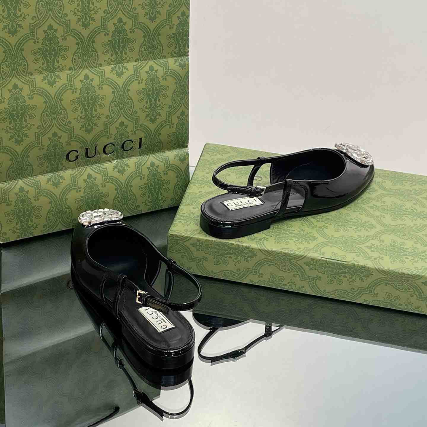Gucci Women's Ballerina With Double G - DopestKickz
