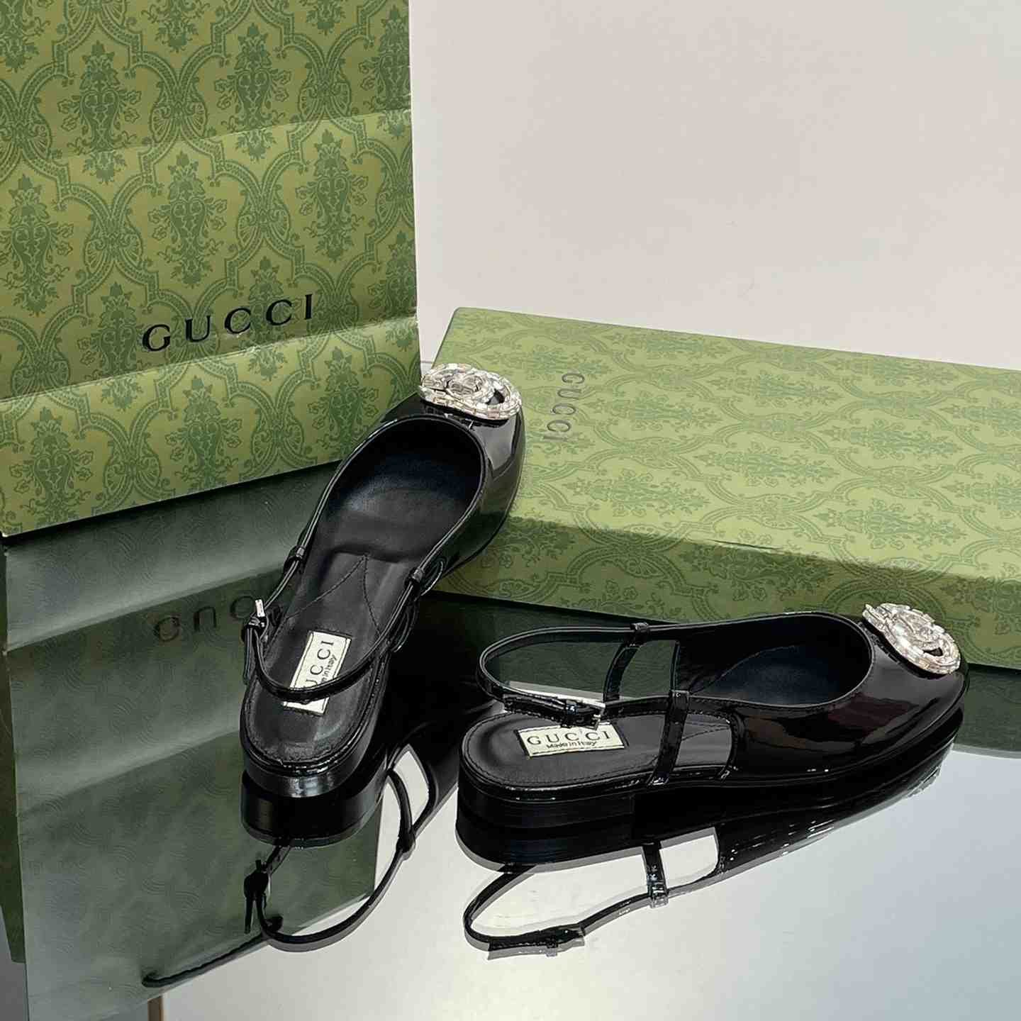 Gucci Women's Ballerina With Double G - DopestKickz