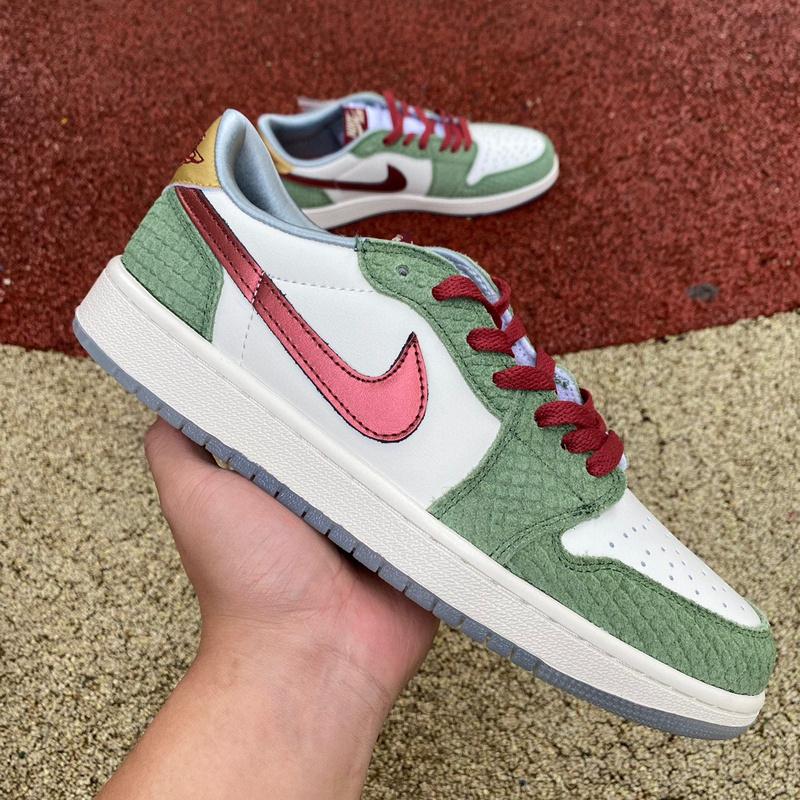 Air Jordan 1 Retro Low Sneaker     FN3727-100 - DopestKickz