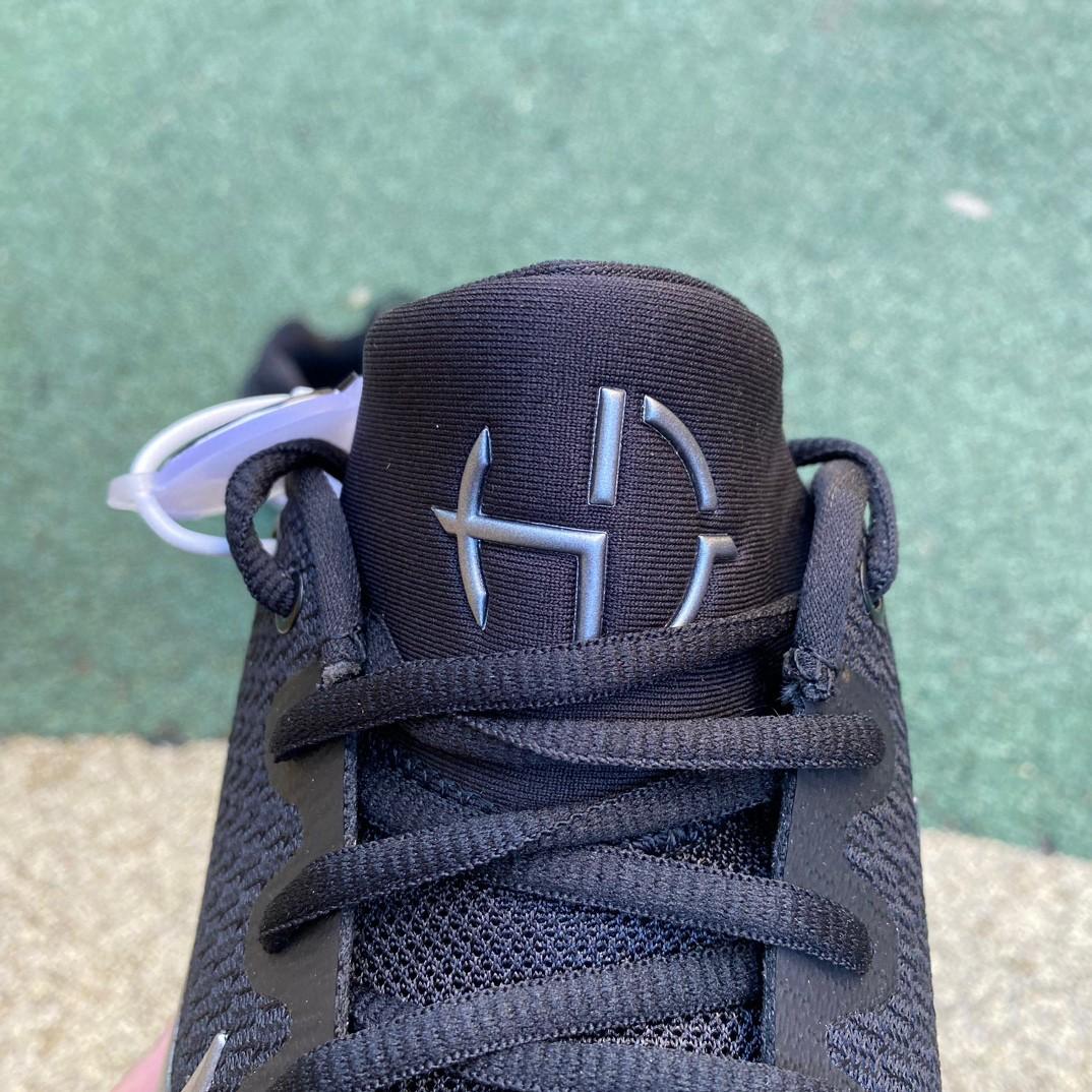 Nike Hyperdunk 2017 Low TB University Sneaker     897812-001 - DopestKickz