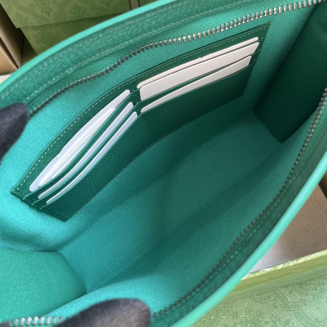 Gucci Pouch With GG Detail (18x 26x 6cm) - DopestKickz