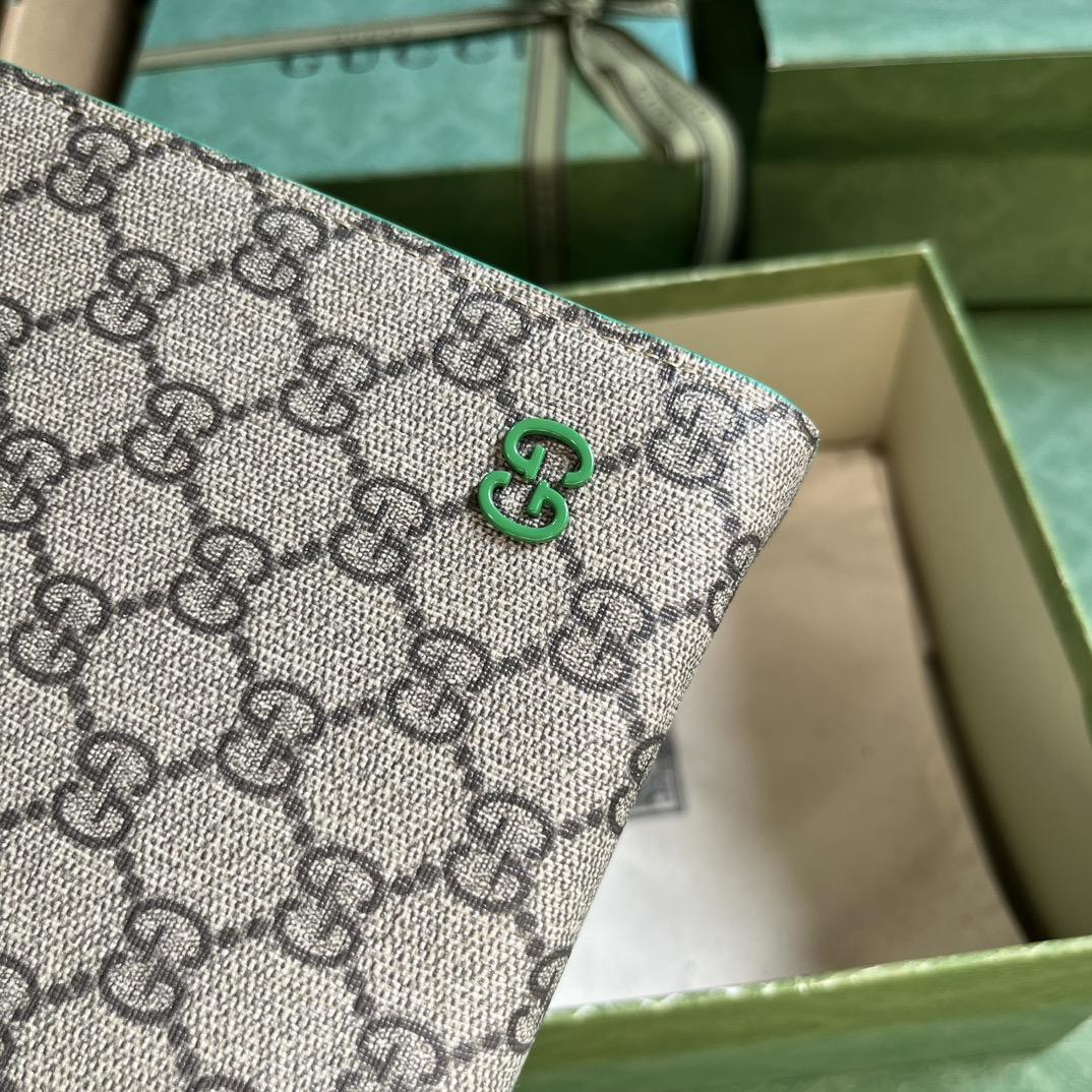 Gucci Pouch With GG Detail (18x 26x 6cm) - DopestKickz