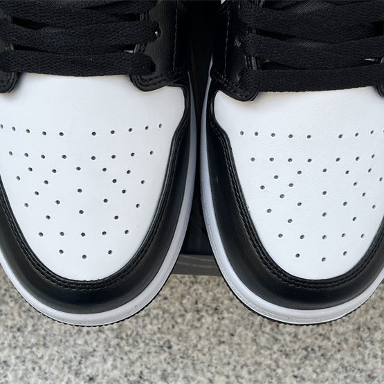 Air Jordan 1 Low Sneaker     DQ2516-108 - DopestKickz