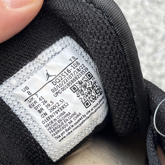 Air Jordan 1 Low Sneaker     DQ2516-108 - DopestKickz