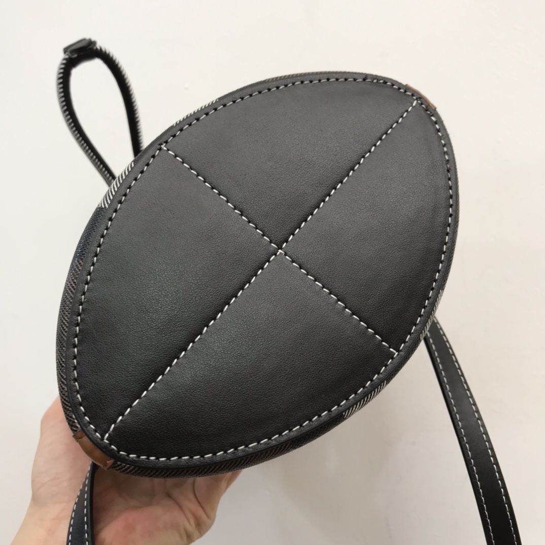 Burberry Mini TB Bucket Bag - DopestKickz