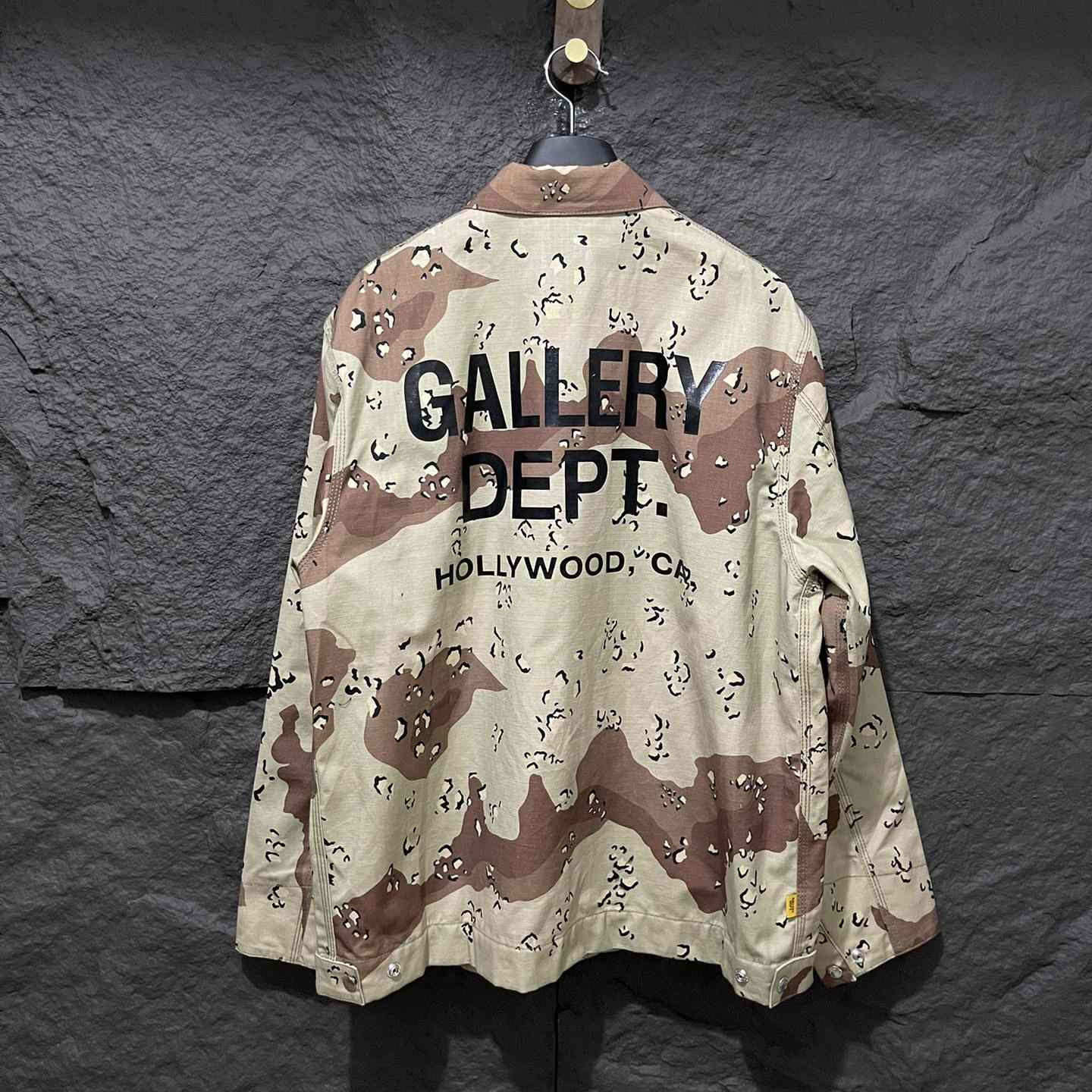 Gallery Dept. Camo Jacket - DopestKickz