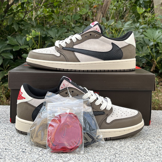 Air Jordan 1 x Travis Scott TS Sneaker      DM7866-717  - DopestKickz
