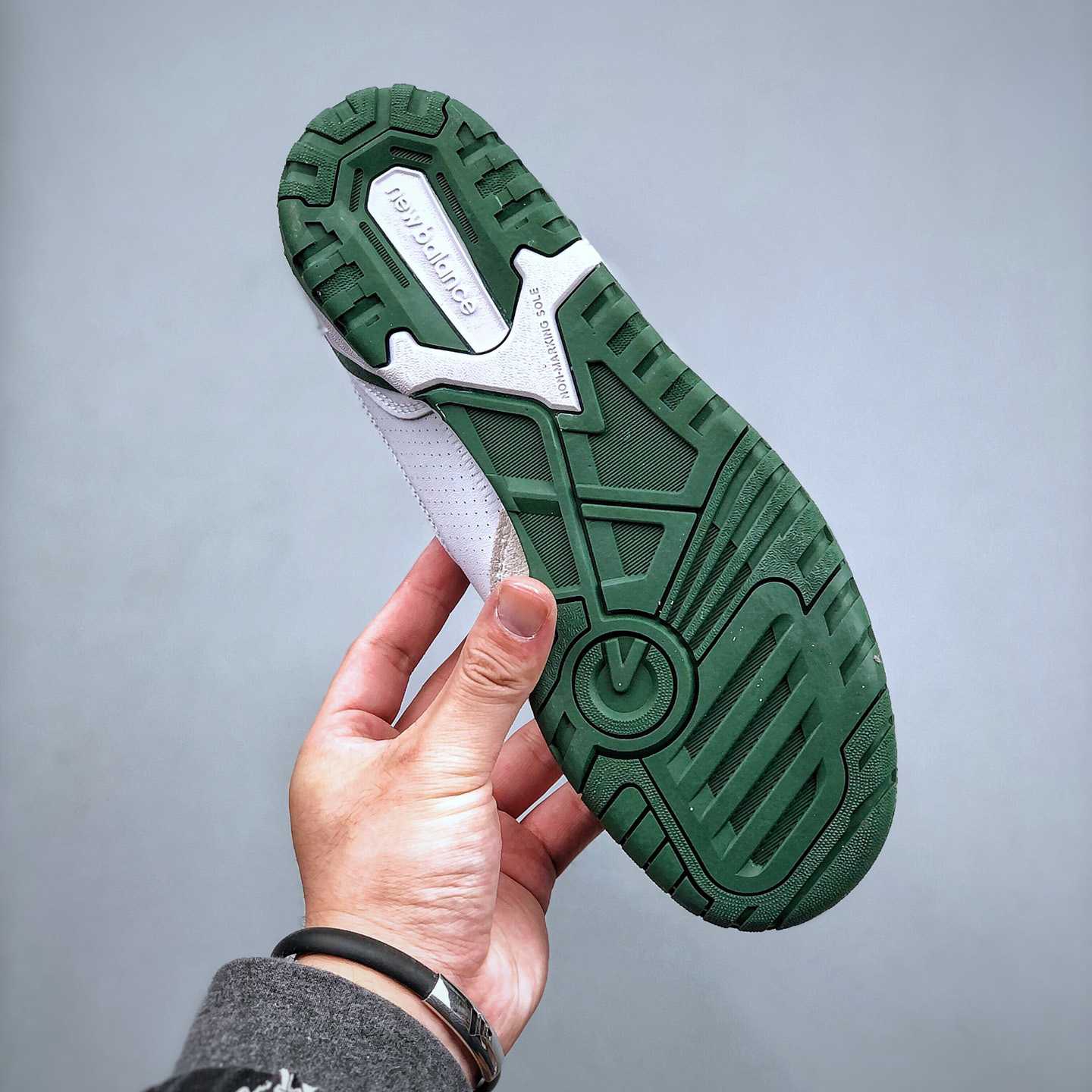 New Balance NB550 Sneakers       - DopestKickz