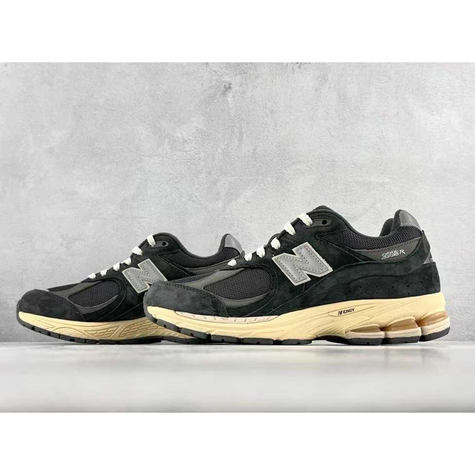 New Balance 2002R Sneakers    ML2002RHO - DopestKickz