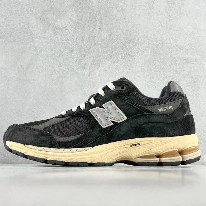 New Balance 2002R Sneakers    ML2002RHO - DopestKickz