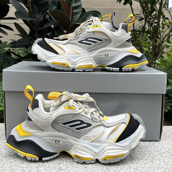 Balenciaga Cargo Sneaker  - DopestKickz