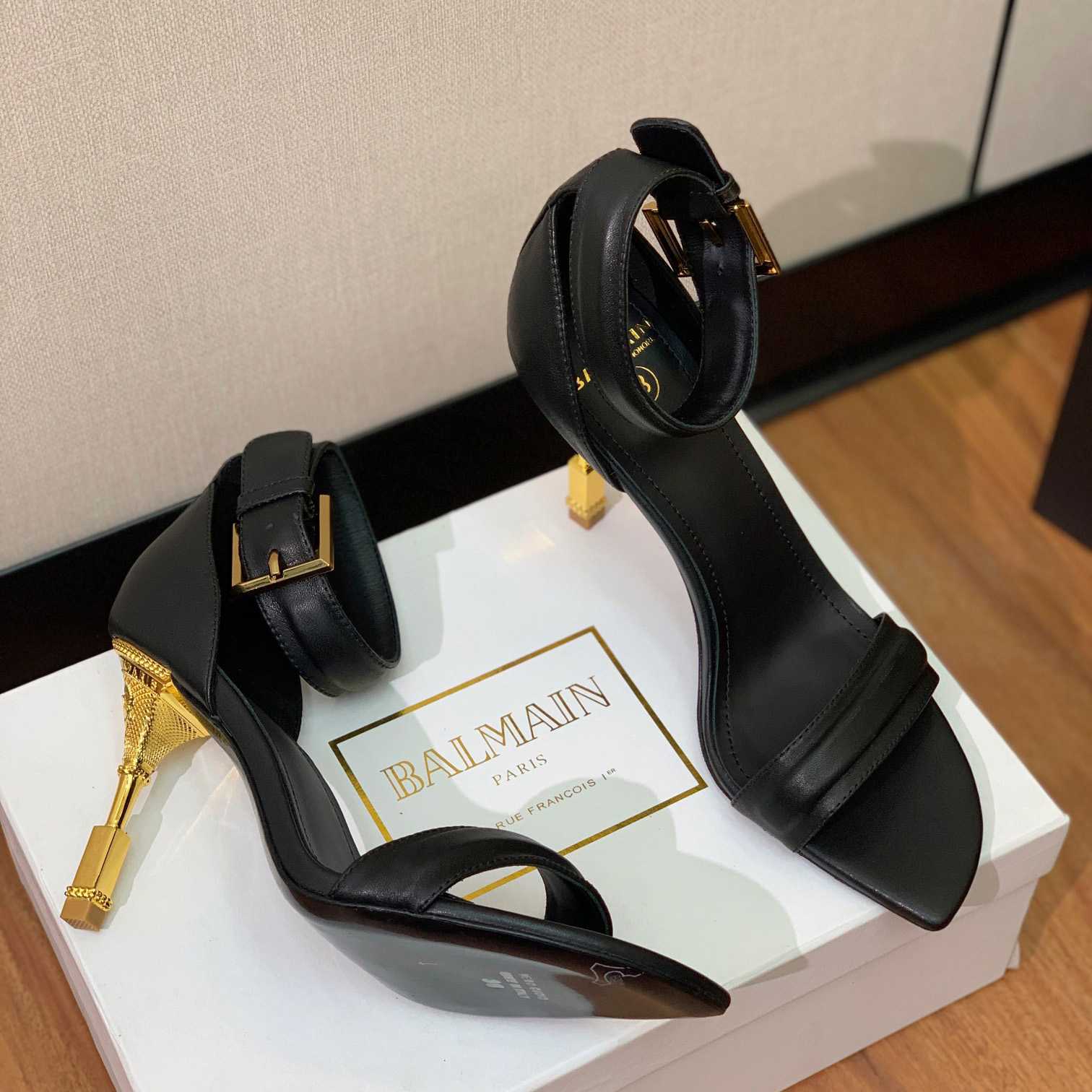 Balmain Moneta 105mm Leather Sandals - DopestKickz