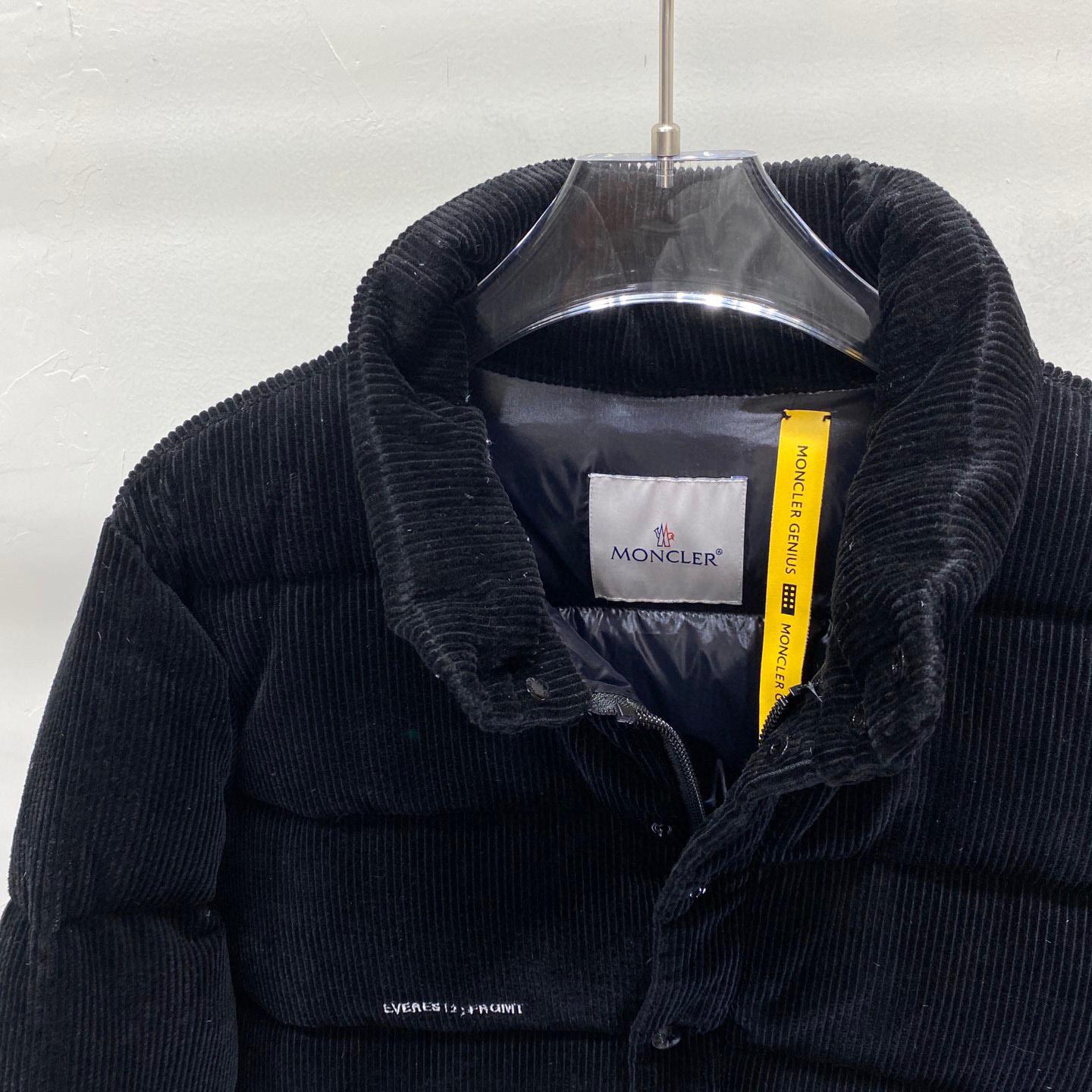 Moncler Hiroshi Fujiwara x Fragment Donnie Short Down Jacket - DopestKickz