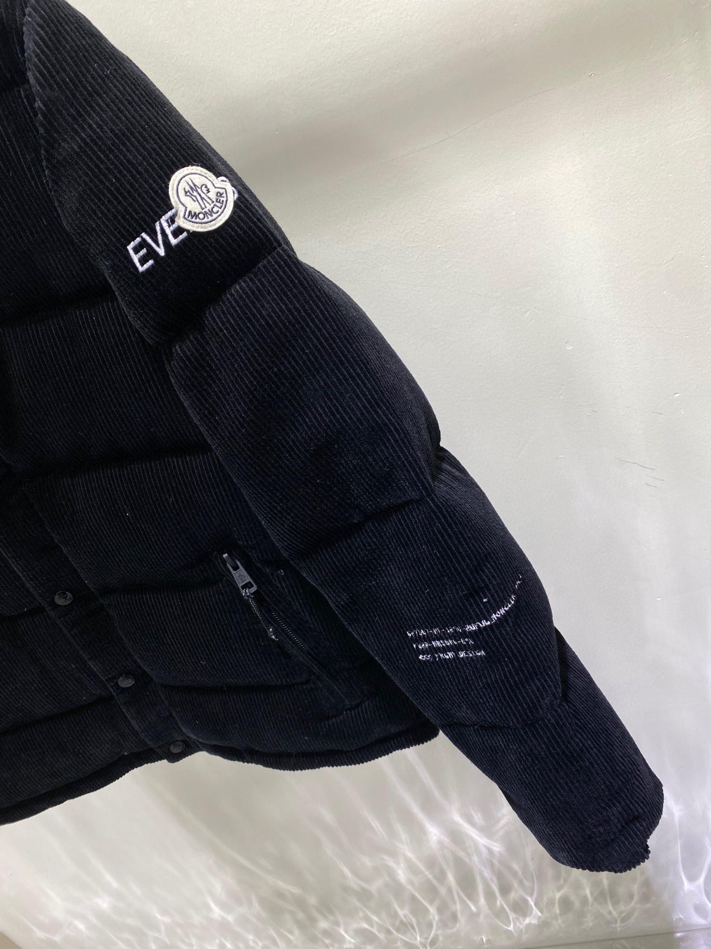 Moncler Hiroshi Fujiwara x Fragment Donnie Short Down Jacket - DopestKickz