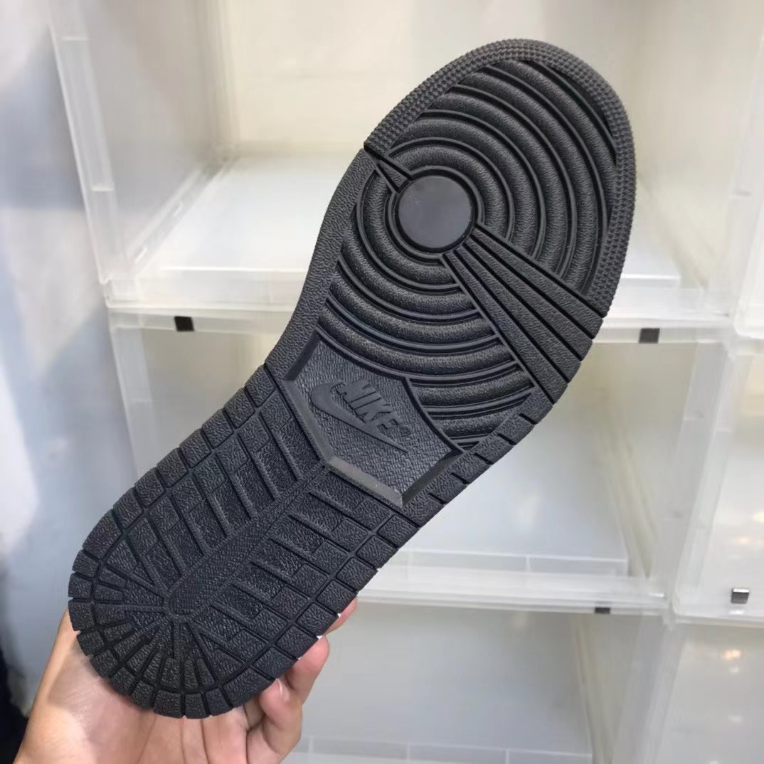 Air Jordan 1 Wmns Mid SE 'Multi Patent' Sneaker - DopestKickz