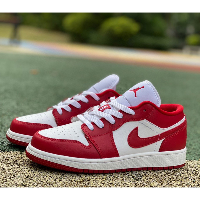 Air Jordan 1 Low Sneaker     553560-615 - DopestKickz