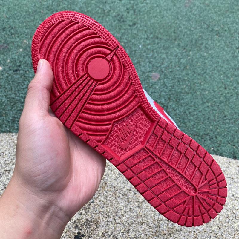 Air Jordan 1 Low Sneaker     553560-615 - DopestKickz