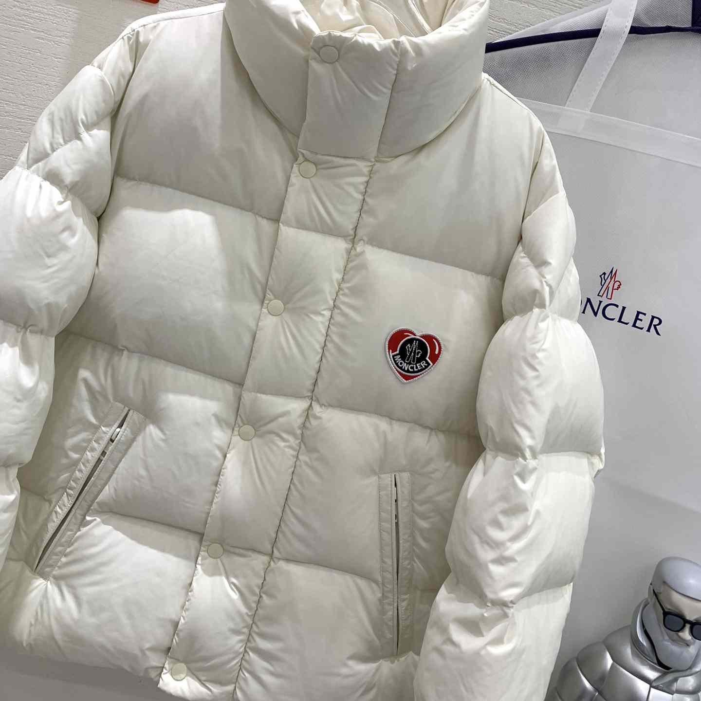 Moncler Misam short down jacket - DopestKickz