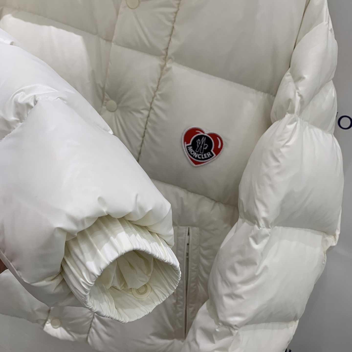 Moncler Misam short down jacket - DopestKickz