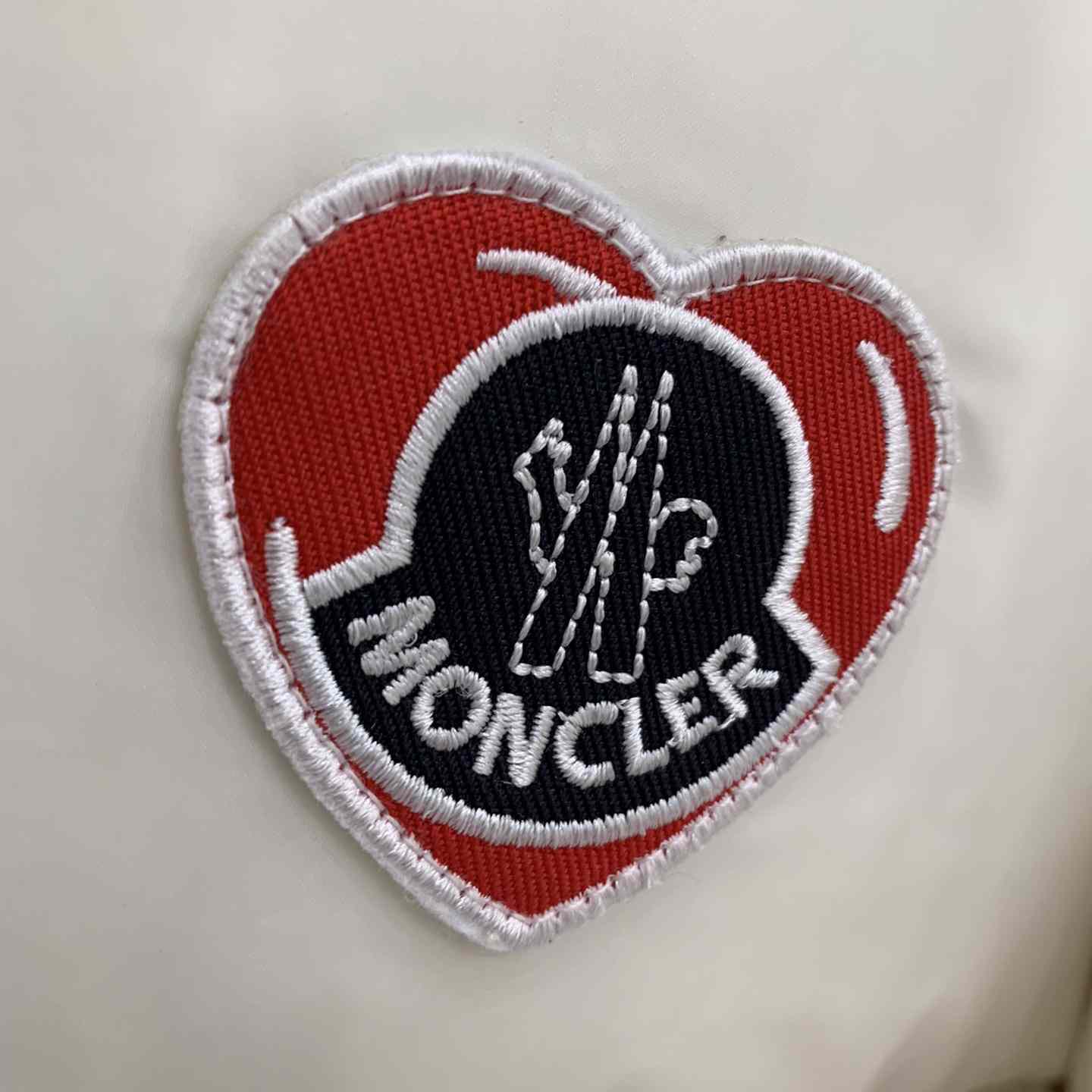 Moncler Misam short down jacket - DopestKickz