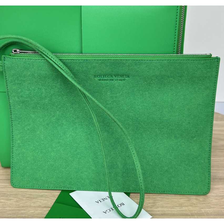 Bottega Veneta Arco Backpack - DopestKickz