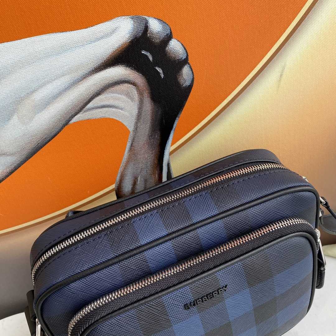 Burberry Leather Paddy Bag - DopestKickz