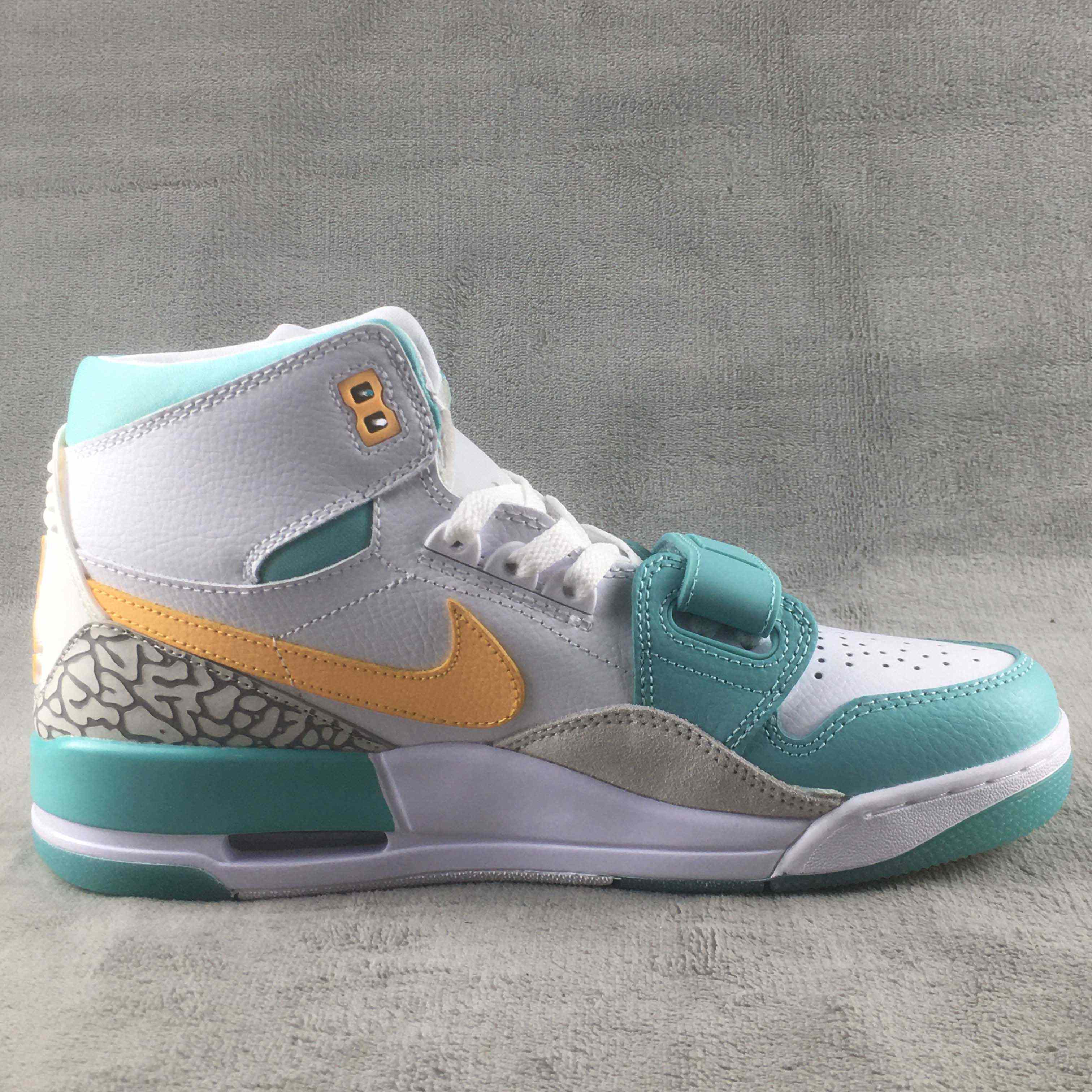 Air Jordan Legacy 312 Sneaker     FV3625-161 - DopestKickz