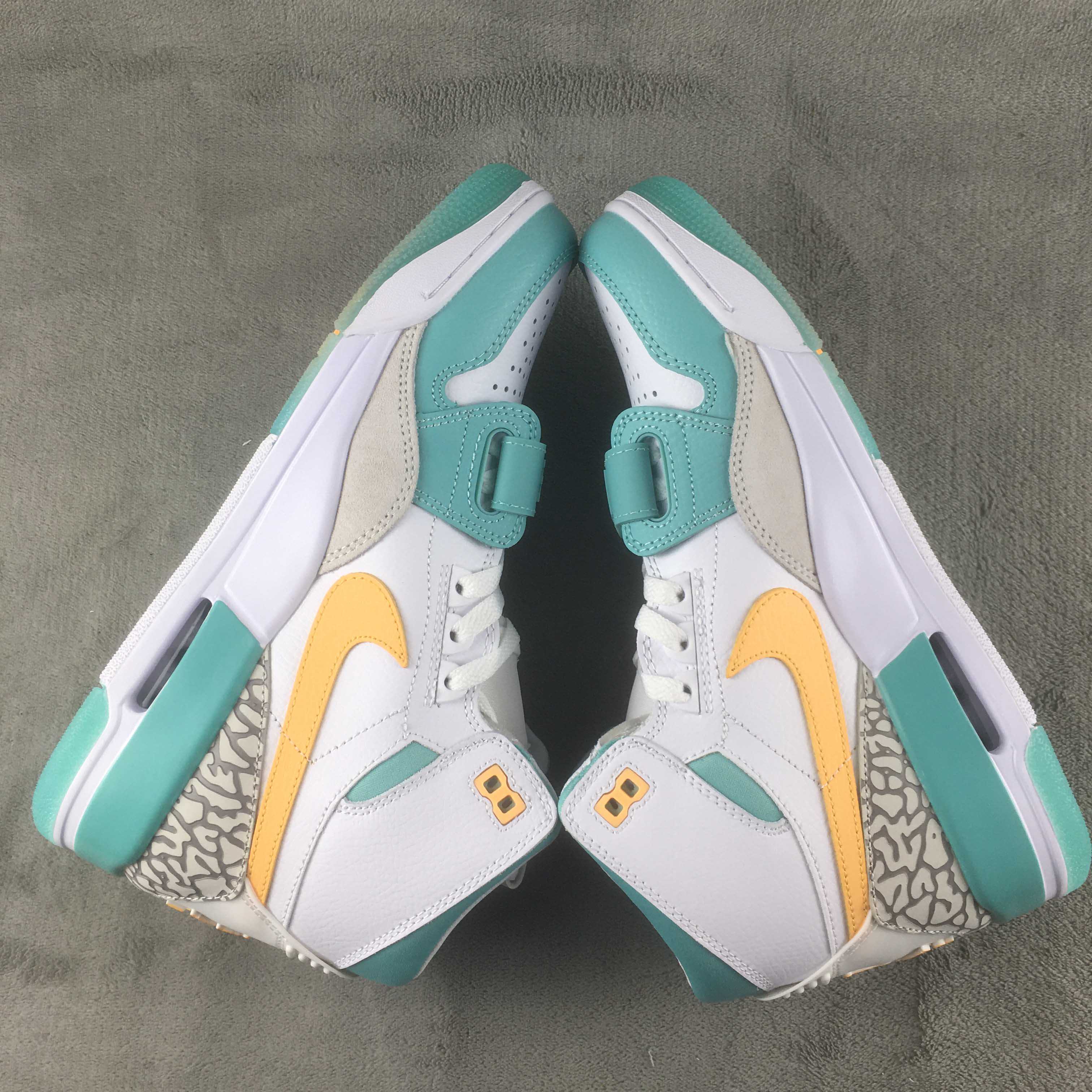 Air Jordan Legacy 312 Sneaker     FV3625-161 - DopestKickz