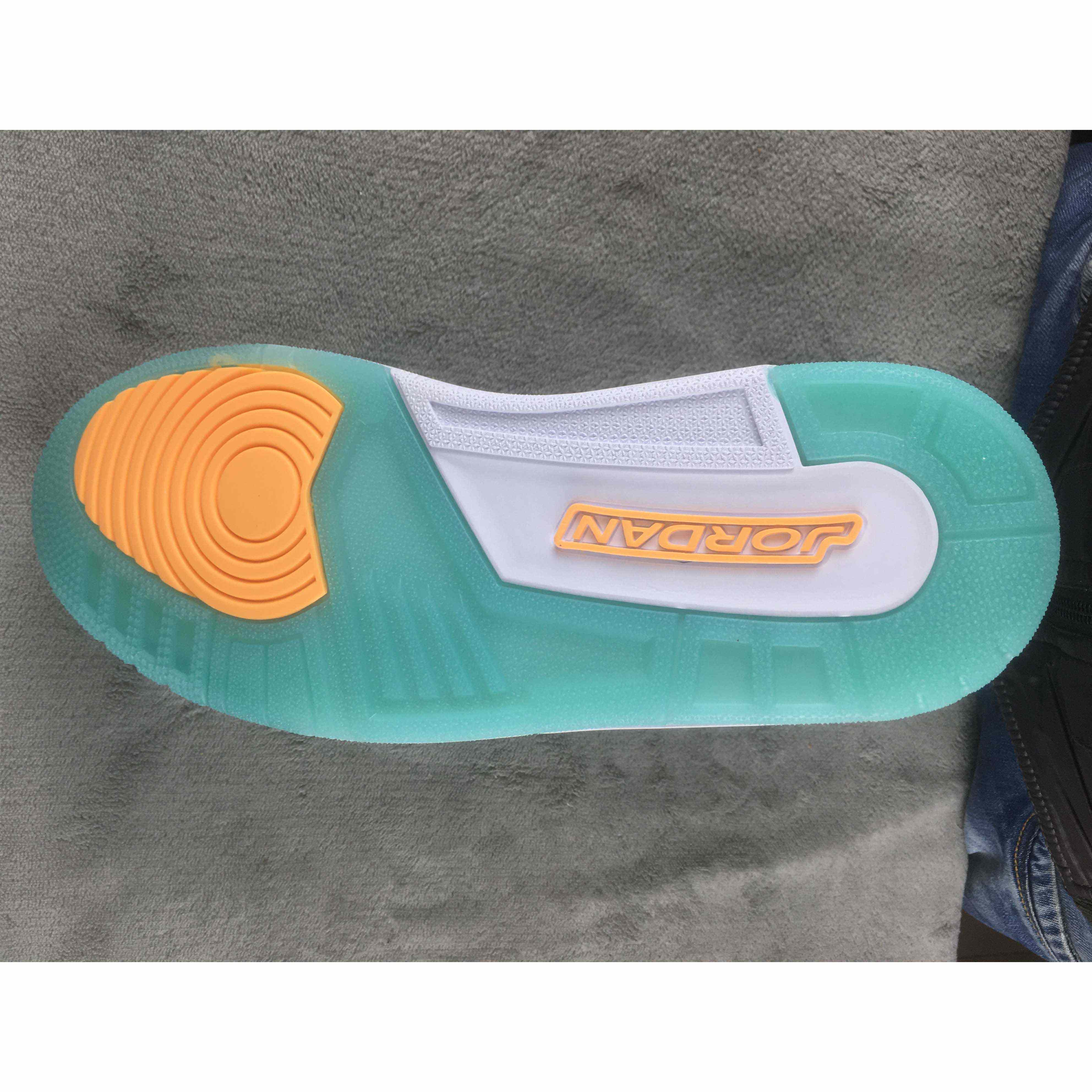 Air Jordan Legacy 312 Sneaker     FV3625-161 - DopestKickz