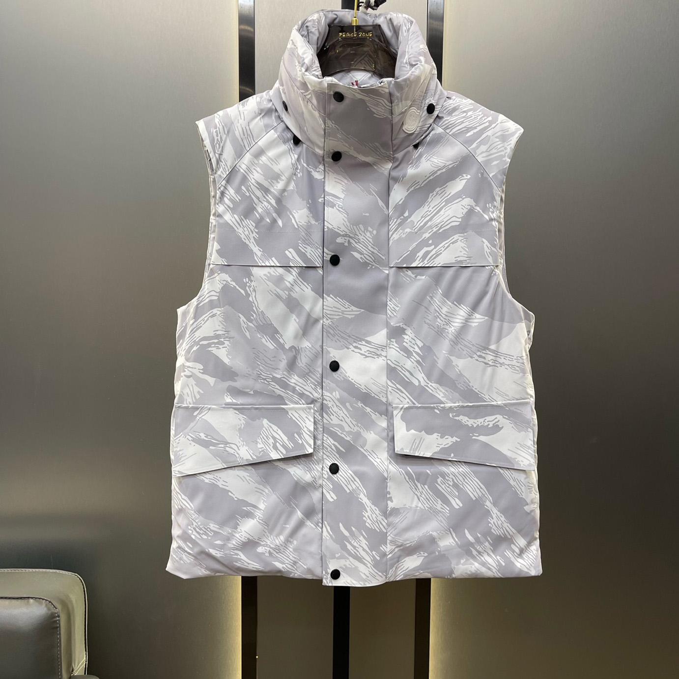 Moncler x HYKE Vanilis Padded Gilet - DopestKickz