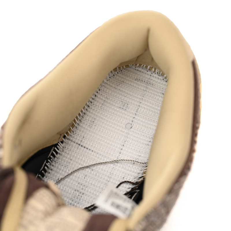 Nike SB Dunk Low Tweed Sneakers      304292-223 - DopestKickz