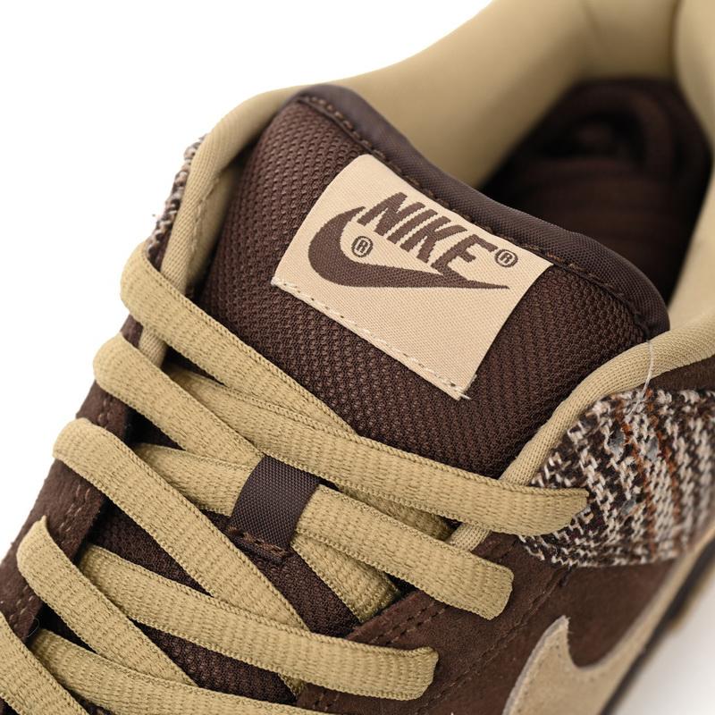 Nike SB Dunk Low Tweed Sneakers      304292-223 - DopestKickz