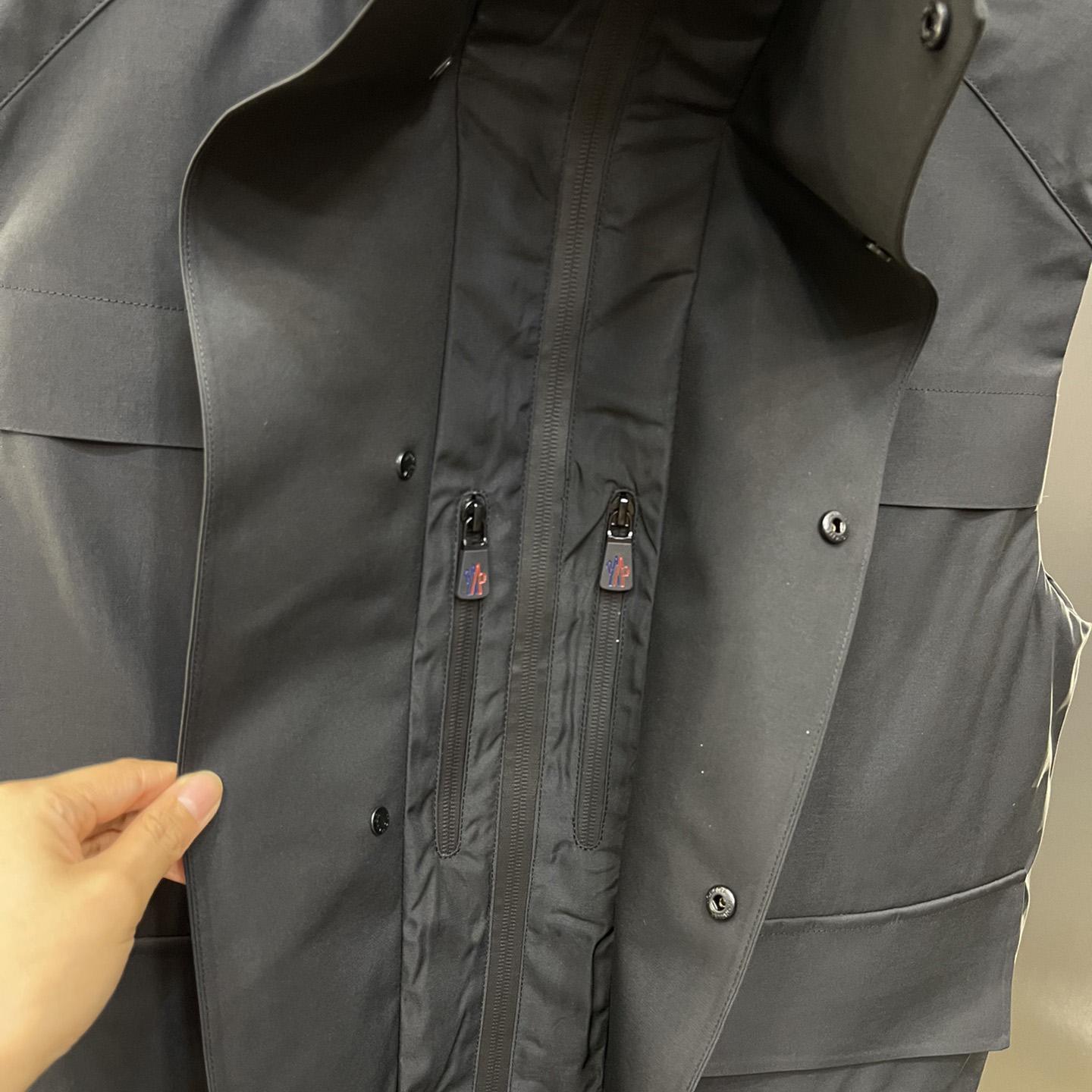 Moncler x HYKE Vanilis Padded Gilet - DopestKickz