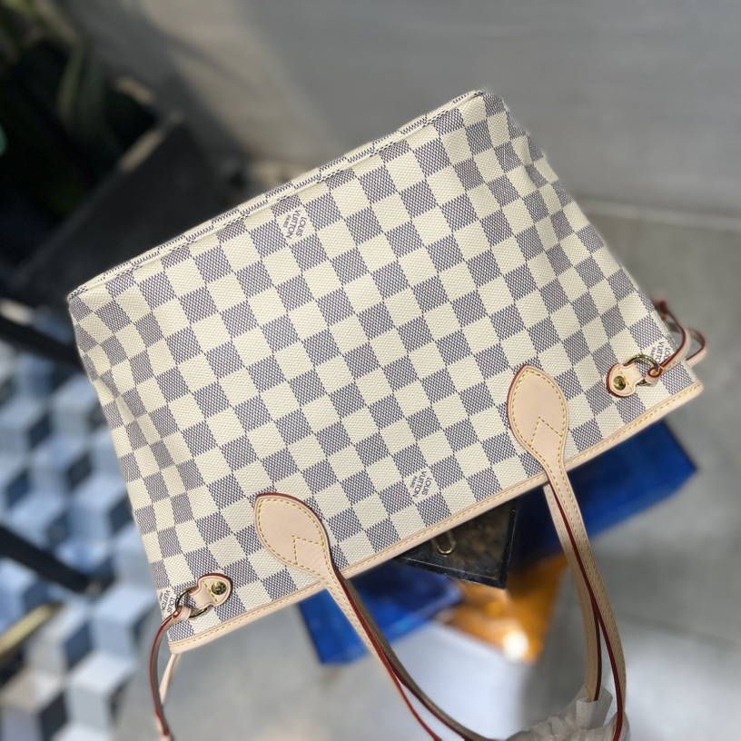 Louis Vuitton Neverfull PM (29 x 21 x 12cm)  N41362 - DopestKickz
