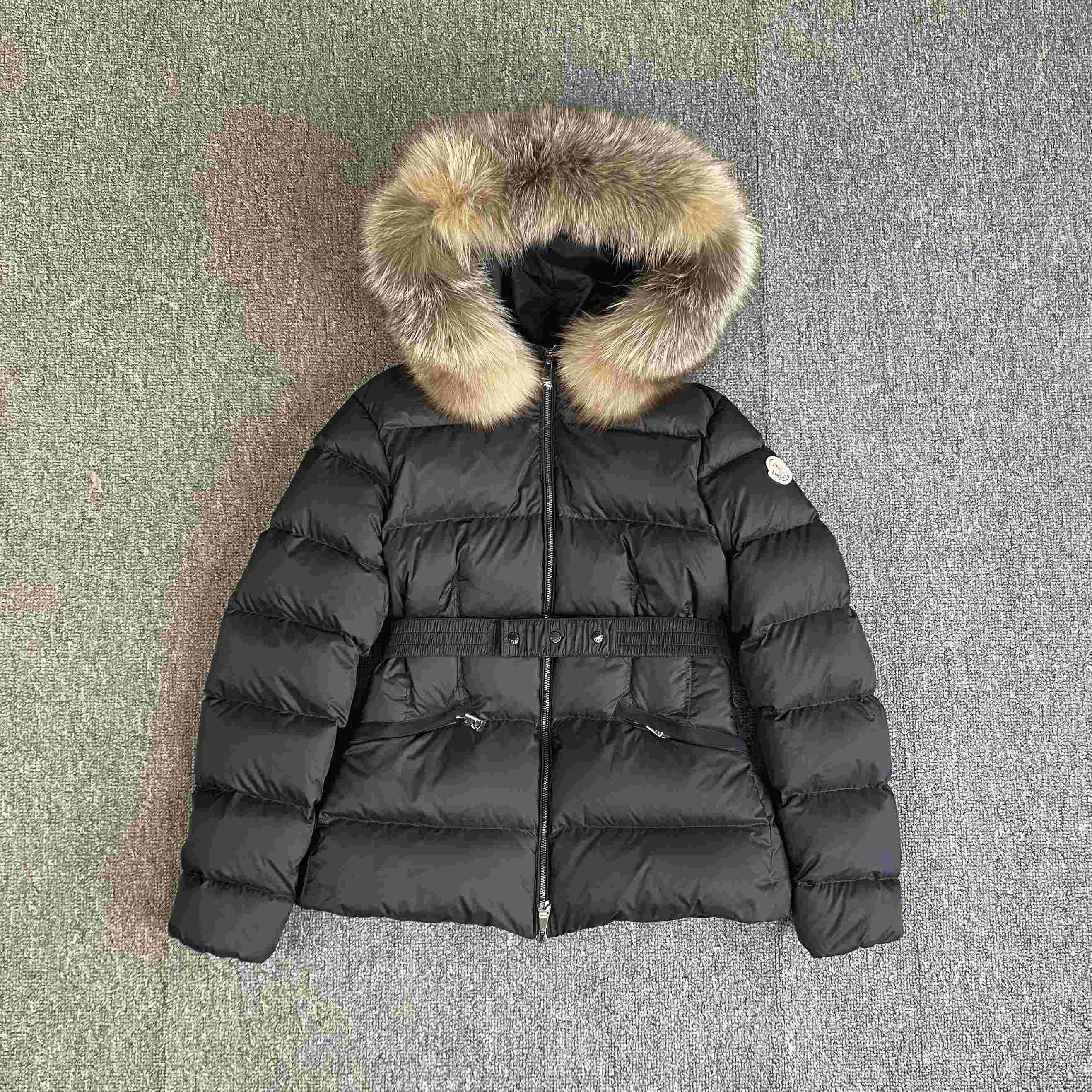 Moncler Boed Short Down Jacket - DopestKickz