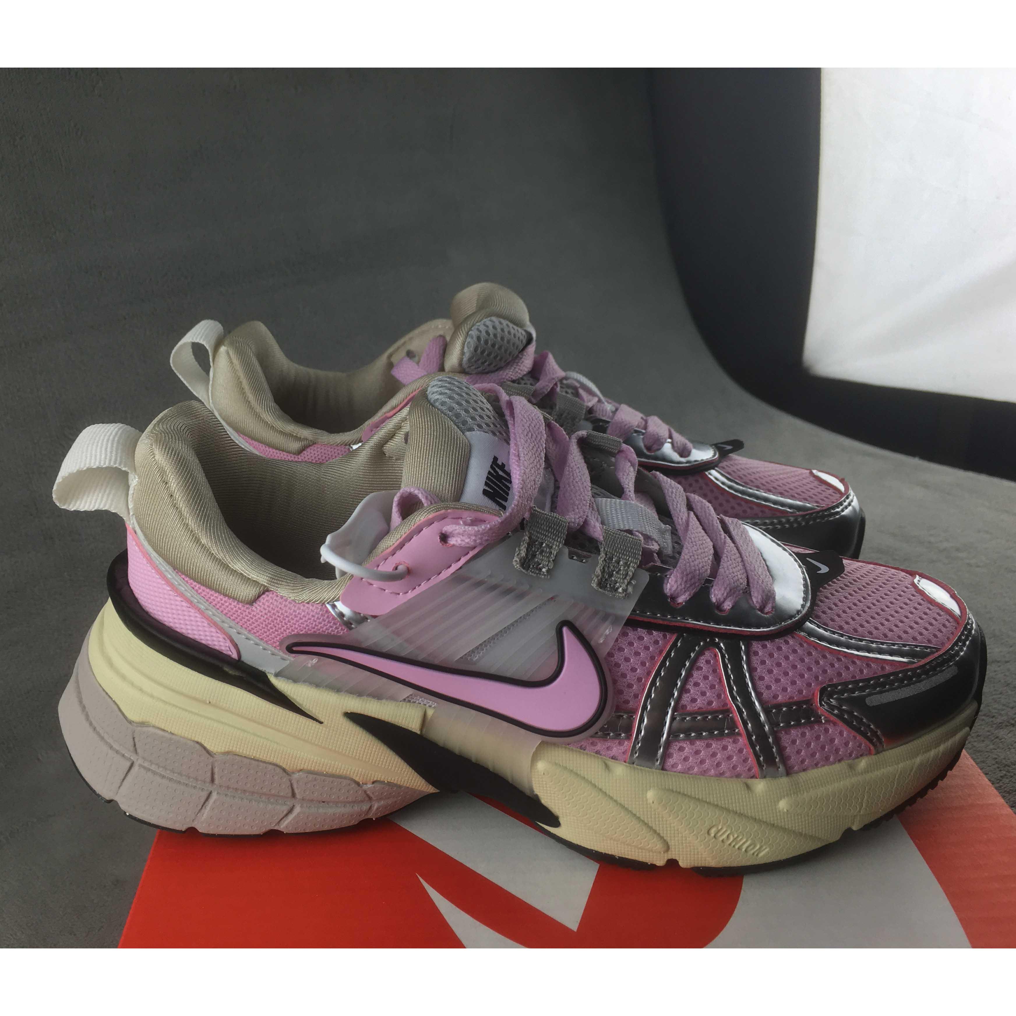 Nike V2K Runtekk Sneaker          fd0736-005  - DopestKickz