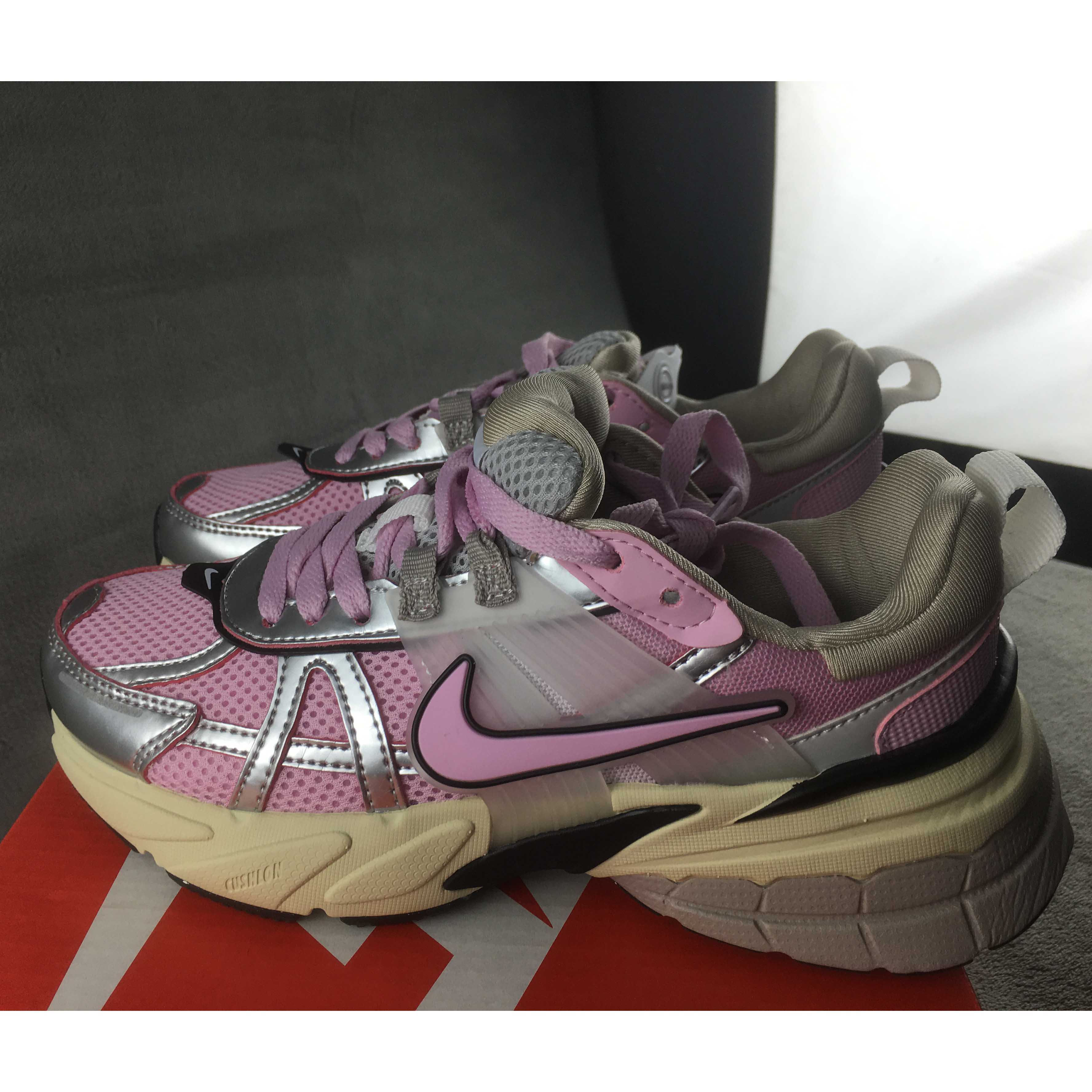 Nike V2K Runtekk Sneaker          fd0736-005  - DopestKickz