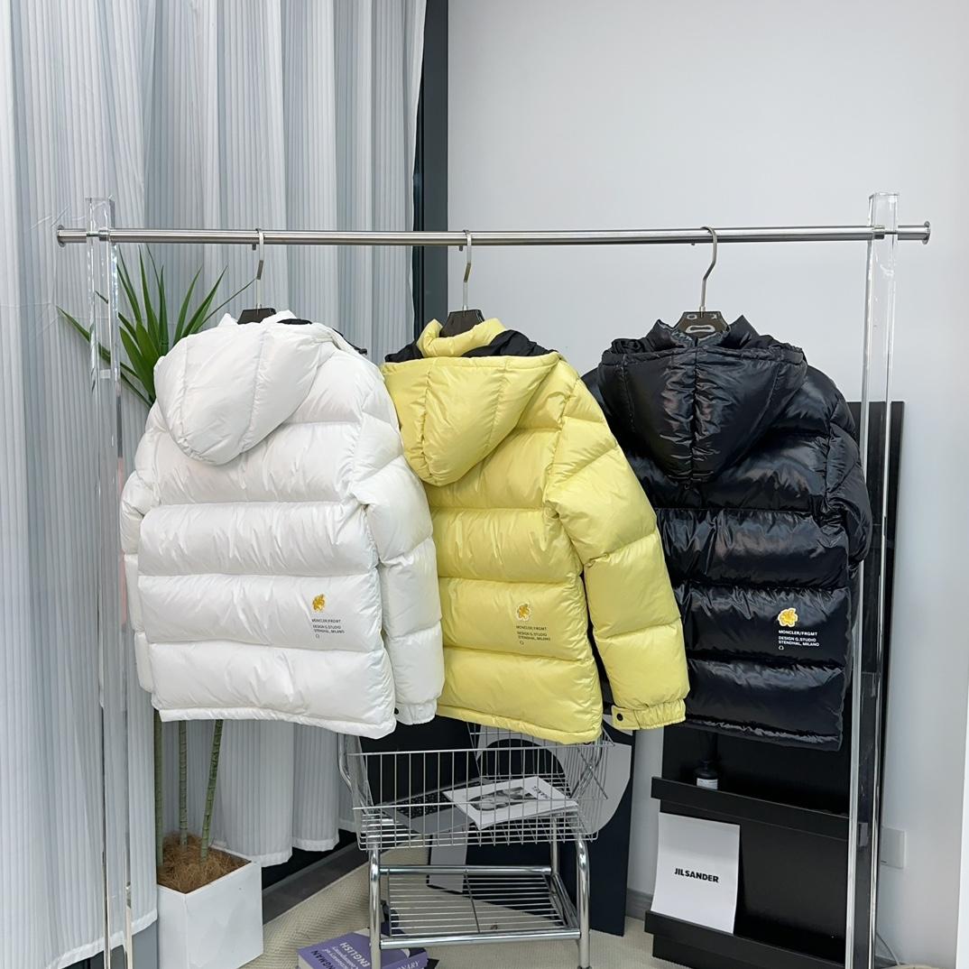 Moncler Anthemiock Short Down Jacket - DopestKickz